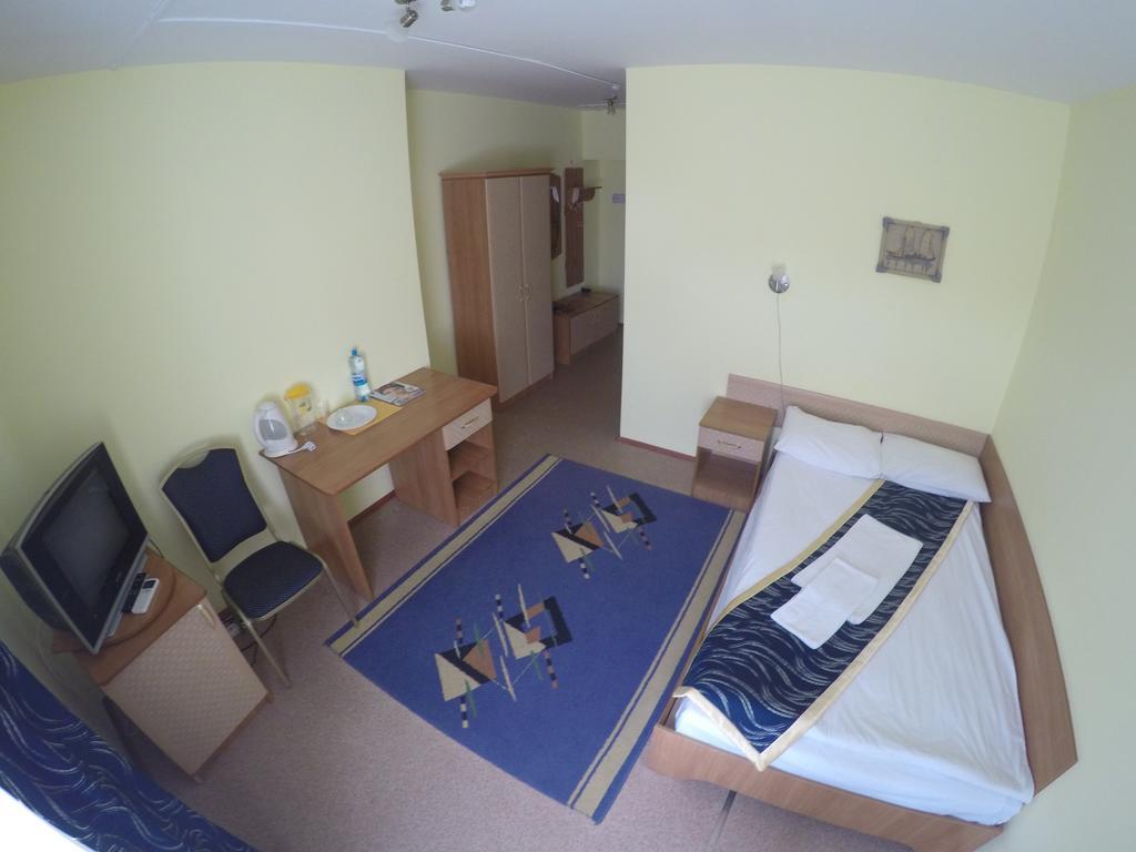 Kurmet Hotel Oral Zimmer foto